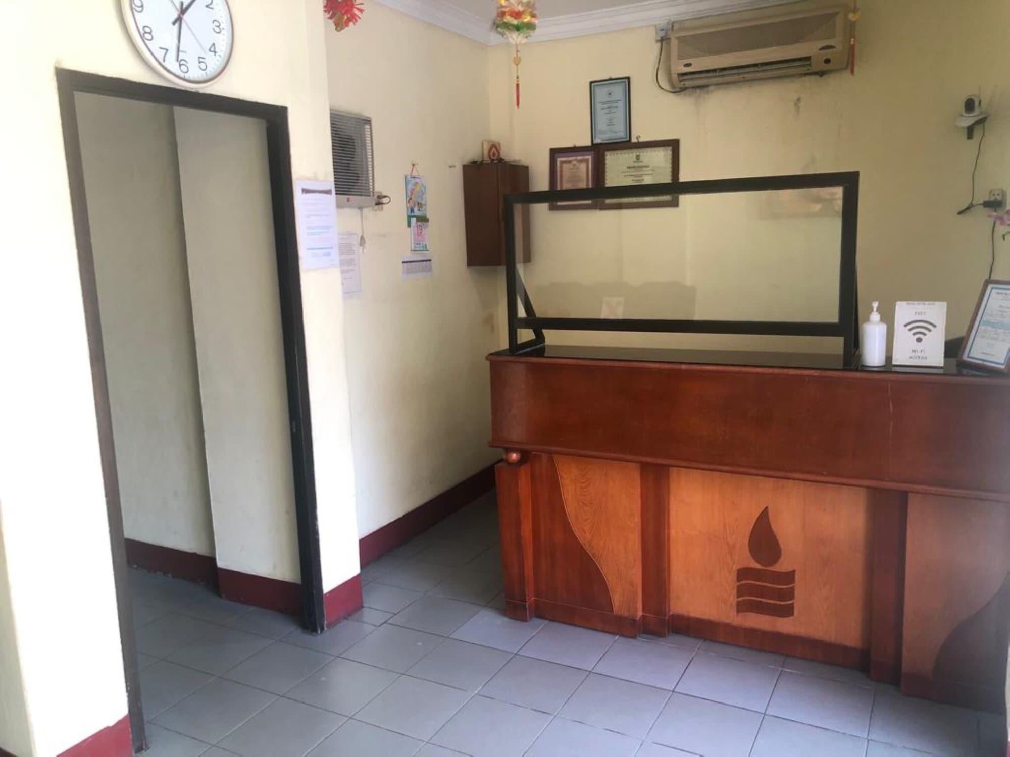 Hotel Pelita Terang Nagoya Ngoại thất bức ảnh