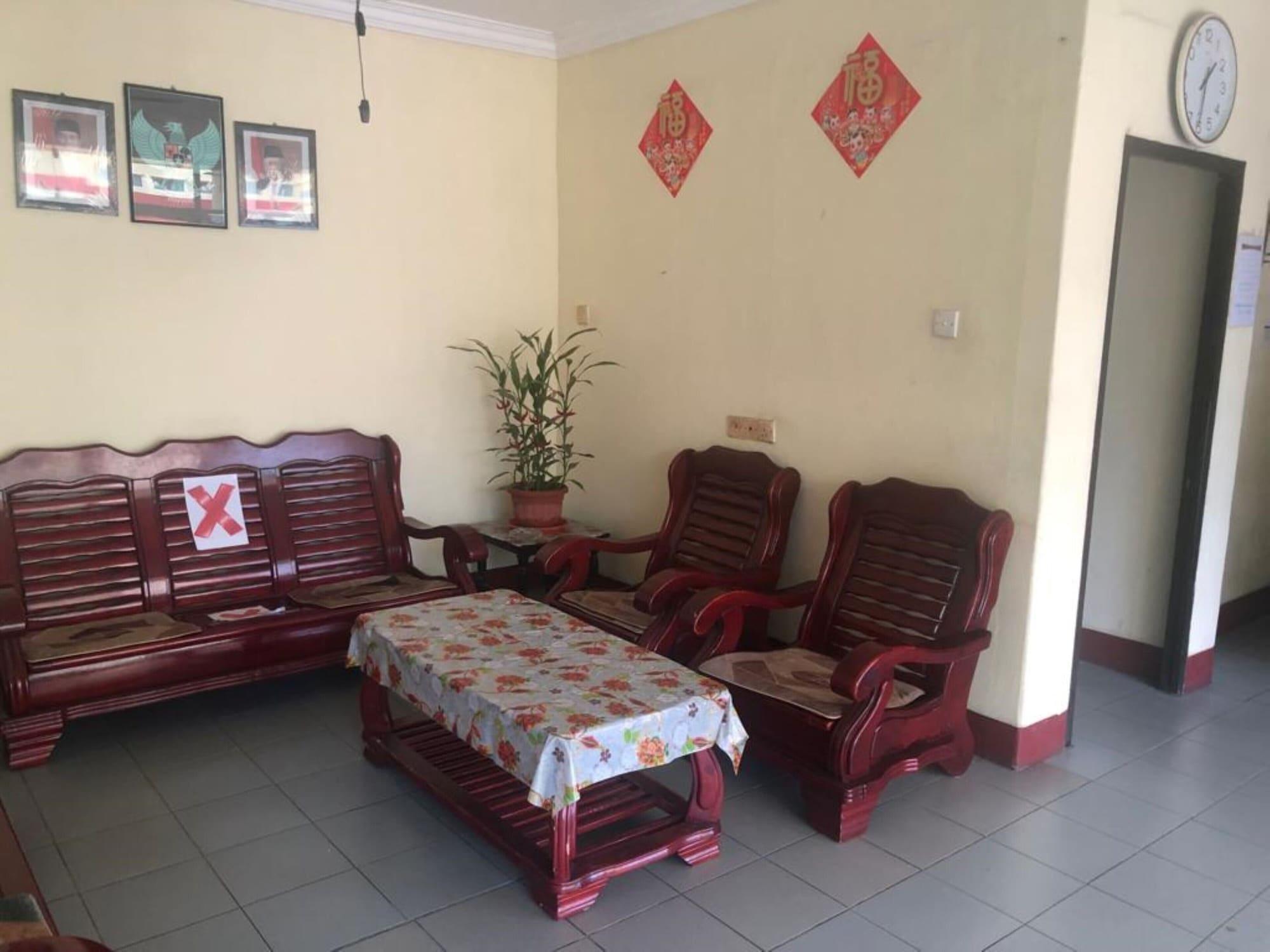 Hotel Pelita Terang Nagoya Ngoại thất bức ảnh